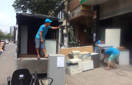 Dịch vụ thuê xe tải giá rẻ TPHCM trọn gói nào uy tín. 