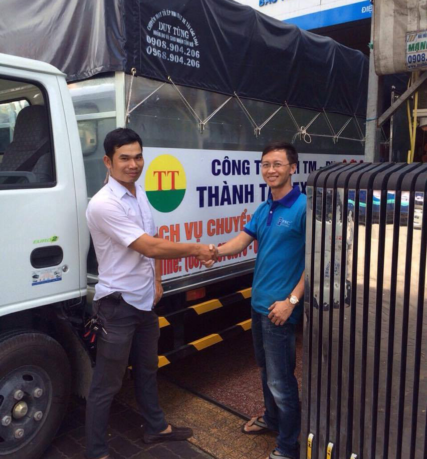 Dịch vụ taxi tải chuyển nhà Thành Tâm tại TPHCM