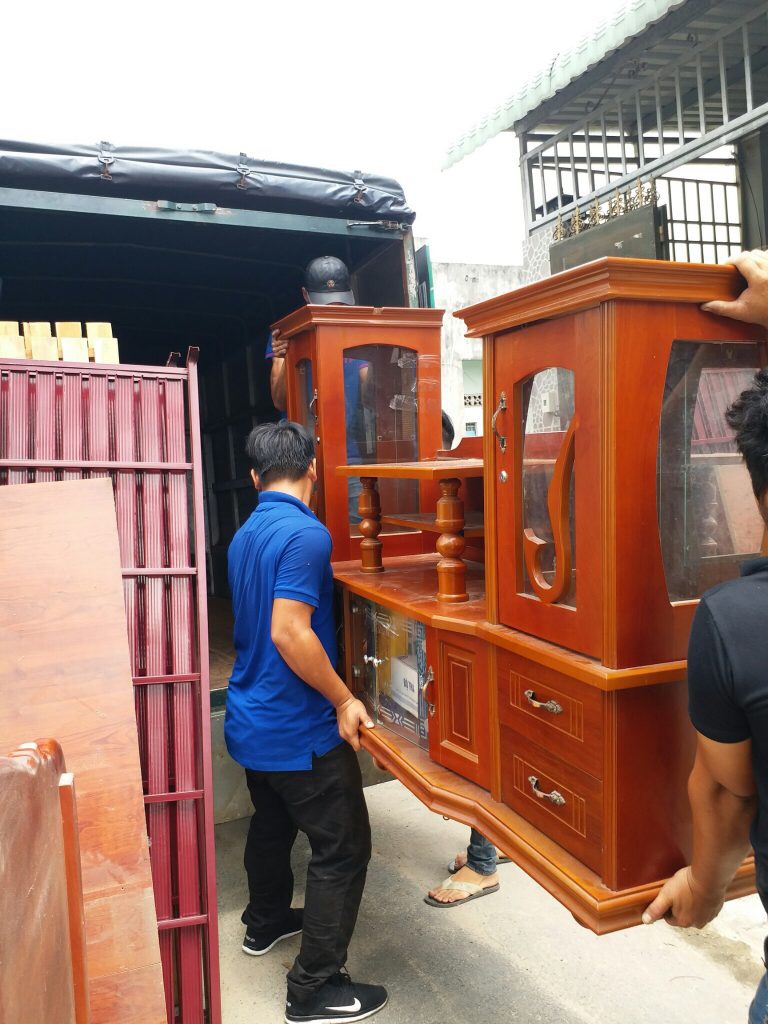 Dịch vụ chuyển nhà bằng taxi tải chuyển nhà trọn gói Thành Tâm