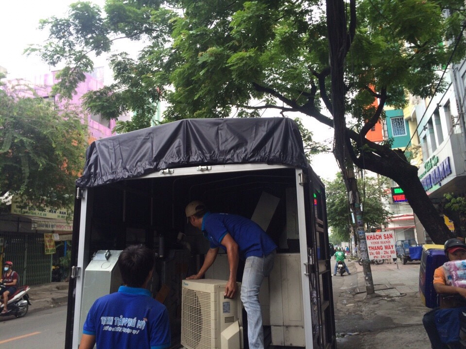 Dịch vụ taxi tải chuyển văn phòng công ty Thành Tâm tiện lợi, nhanh, gọn