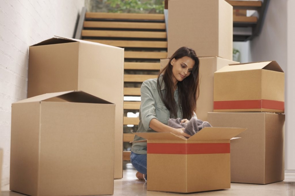 Đóng gói đồ đạc khi chuyển văn phòng cũng cần có những mẹo đóng gói phù hợp