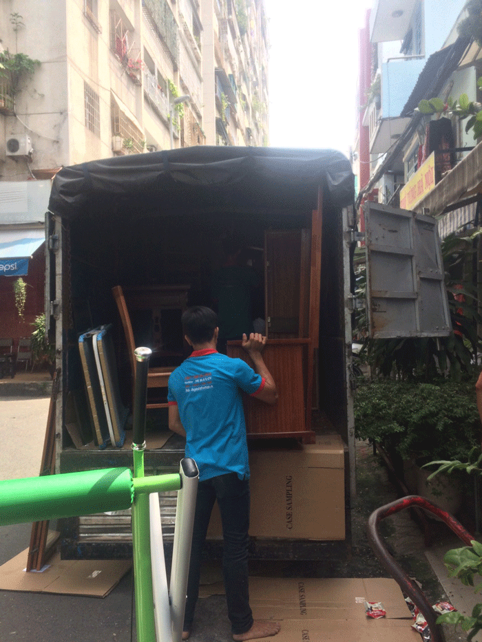 Dịch vụ chuyển nhà quận 1 giá rẻ tại Công ty Thành Tâm Express