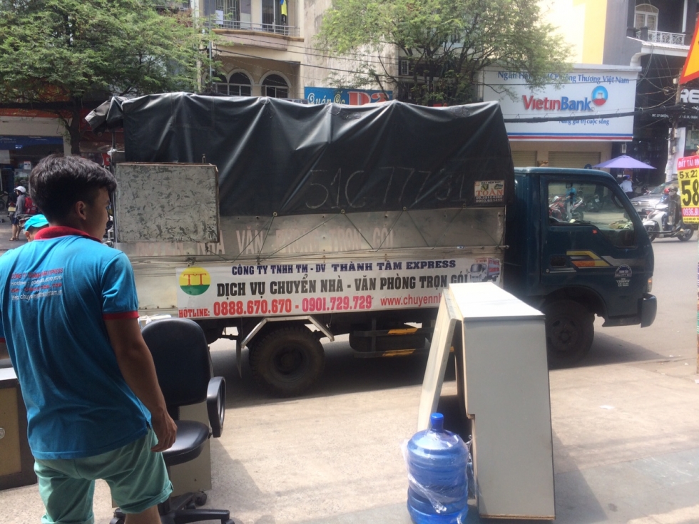 Dịch vụ taxi tải chuyển nhà trọn gói chuyên nghiệp tại Thành Tâm Express